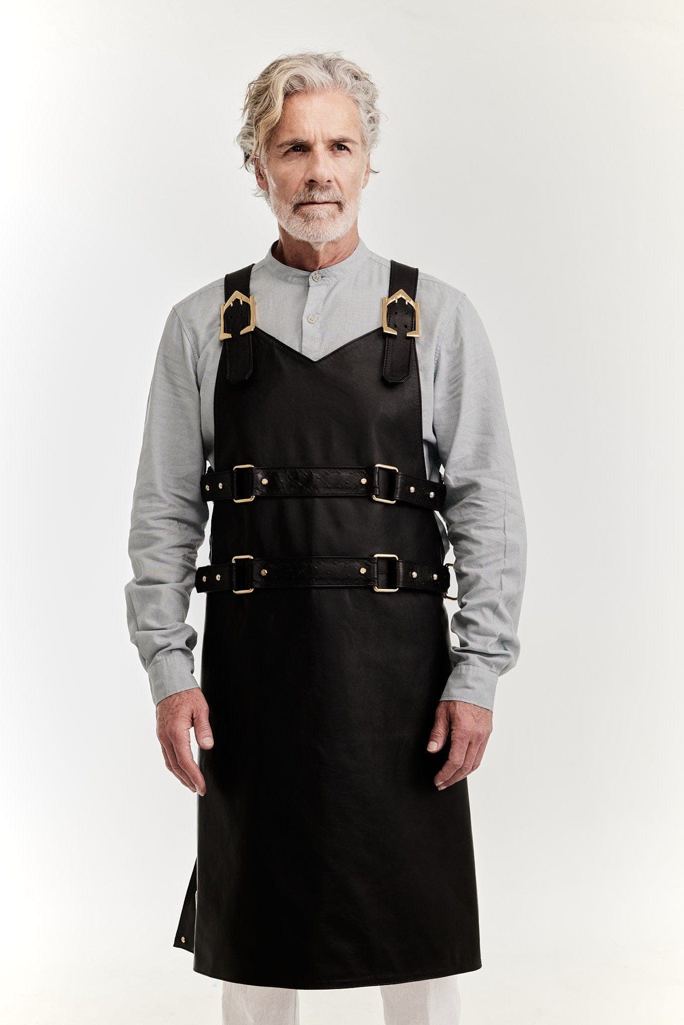 Eskandur men's black leather luxury premium apron front grey haired mannequin