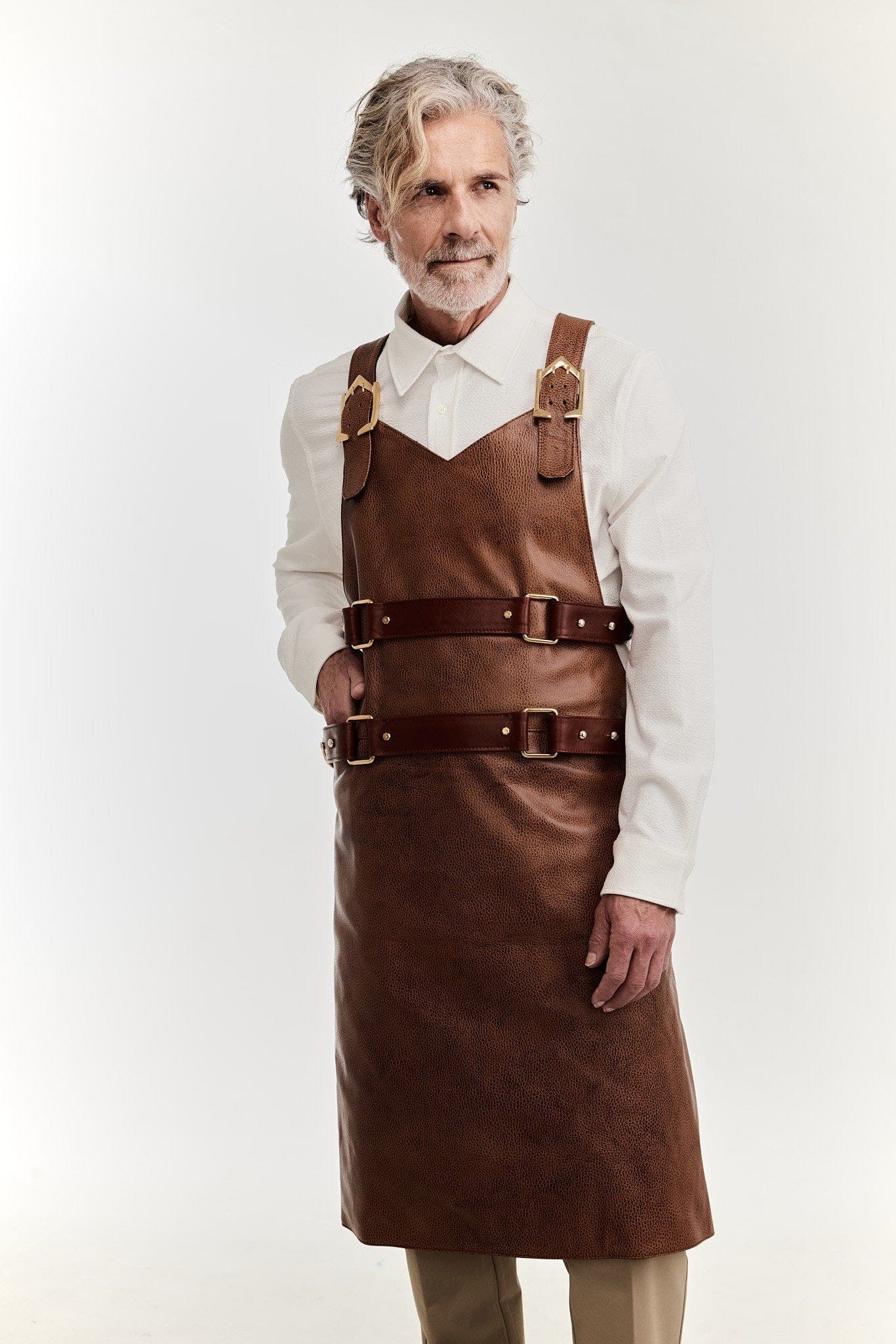 Eskandur men's brown leather luxury premium apron white shirt grey haired mannequin rihgt hand in pocket